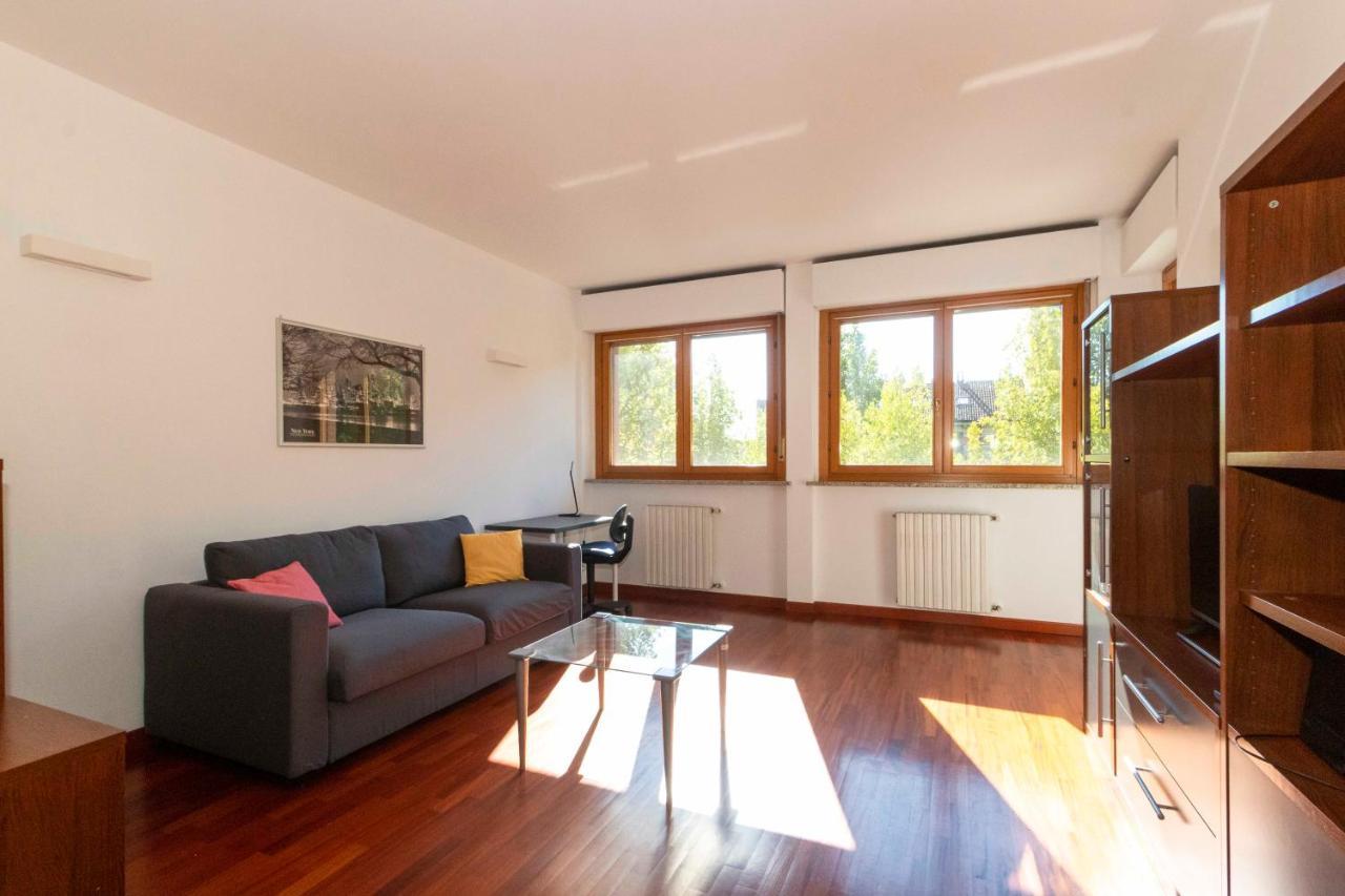 Cozy&spacious Apt 2 Min Walk From The Tram Stop! * Turin