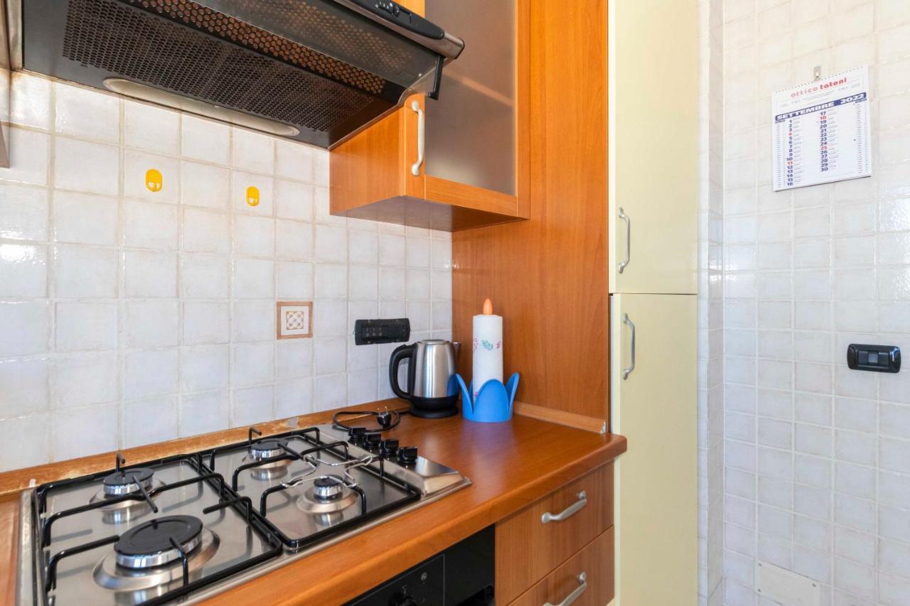 Cozy&spacious Apt 2 Min Walk From The Tram Stop! *