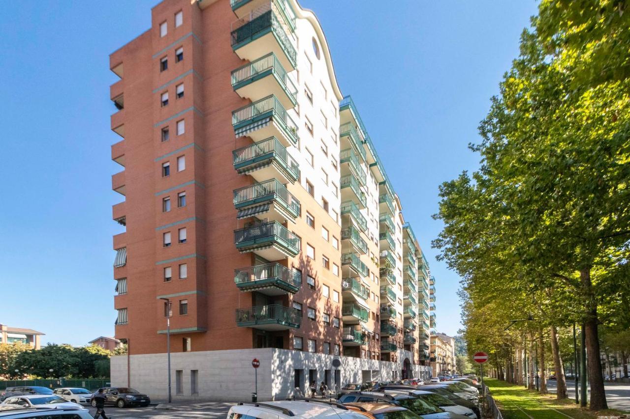 Apartment Cozy&spacious Apt 2 Min Walk From The Tram Stop! *